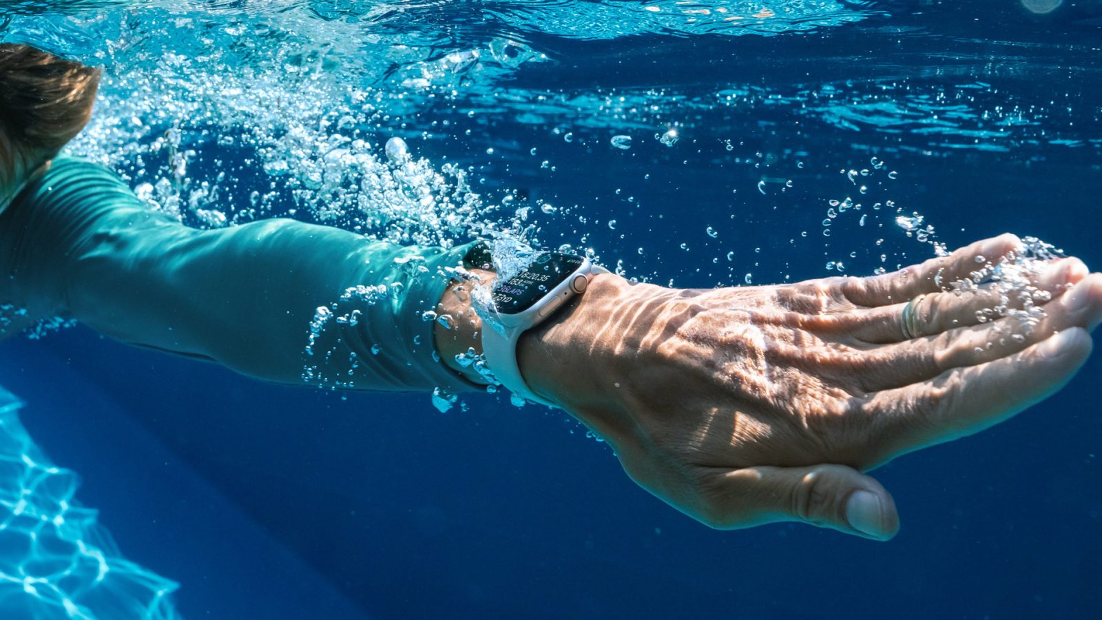 Lost Apple Watch survives hours at sea and is returned to its owner thanks to Find My