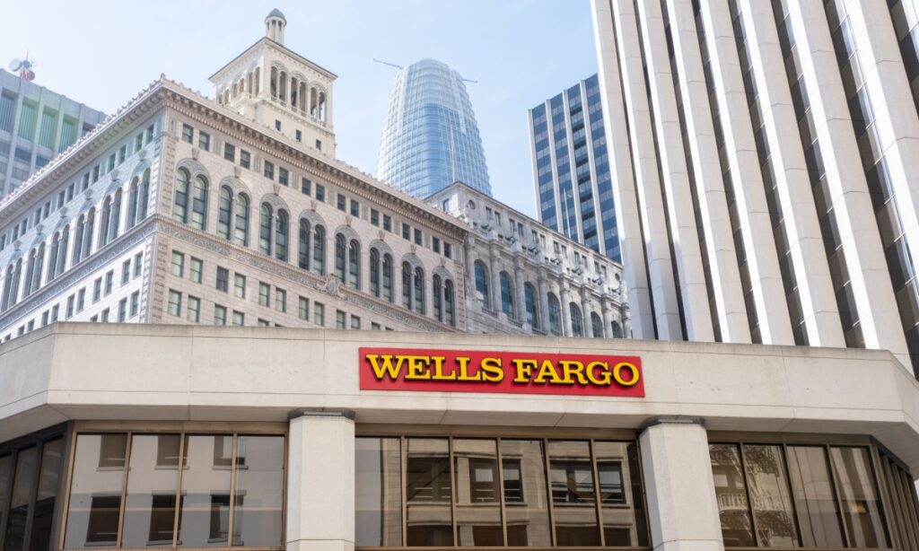 Wells Fargo goes digital, artificial intelligence like inflation deposits

